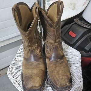 Steel toe work boots